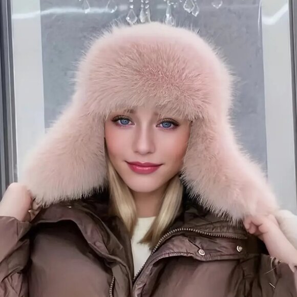 Accessories - Luxurious Pink Fur Winter Hat